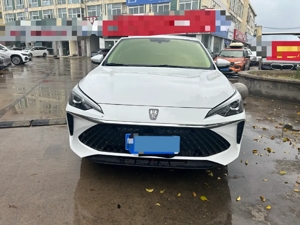 2026 Roewe i5 1.5L 129HP L4 CVT,autocango,china used car exporter,china ev exporter,chinese used car exporter,chinese used ev exporter