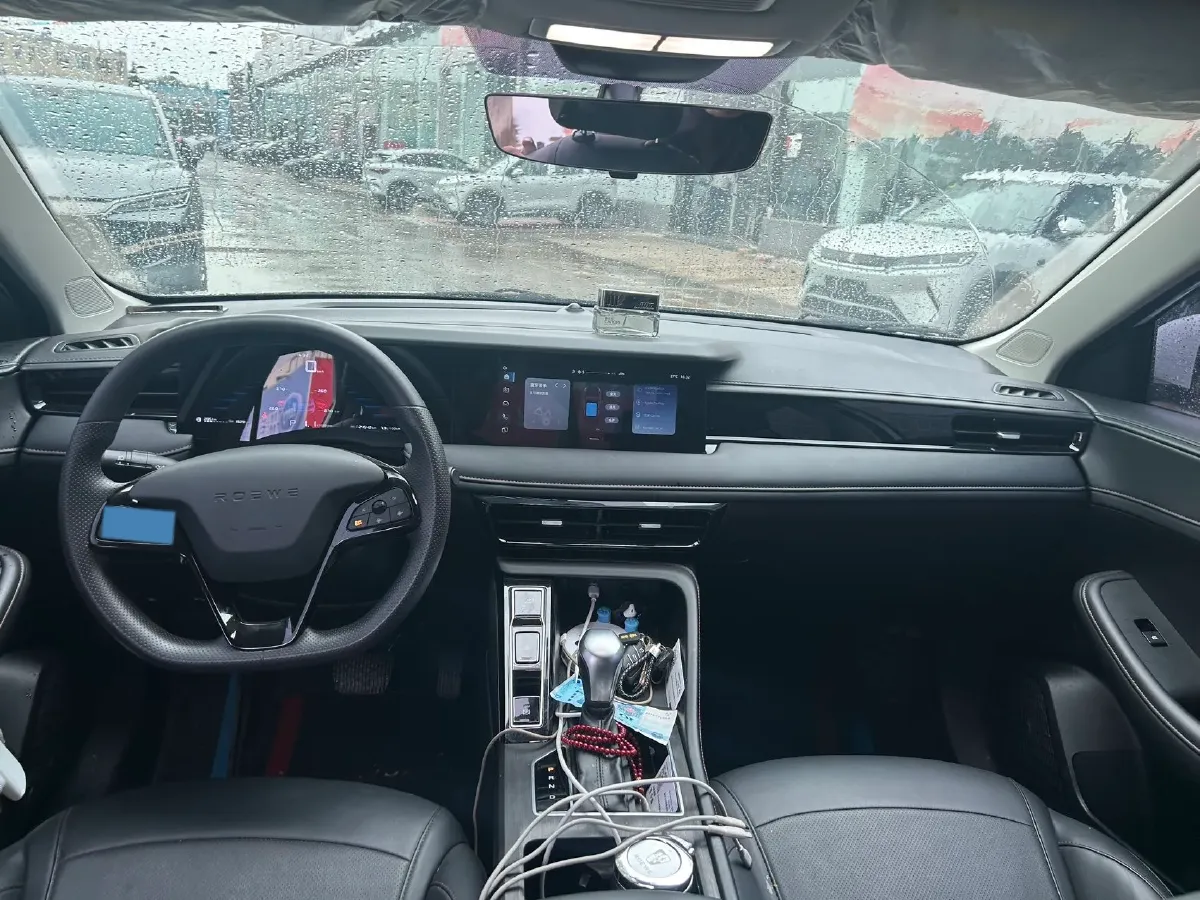 2026 Roewe i5 1.5L 129HP L4 CVT,autocango,china used car exporter,china ev exporter,chinese used car exporter,chinese used ev exporter