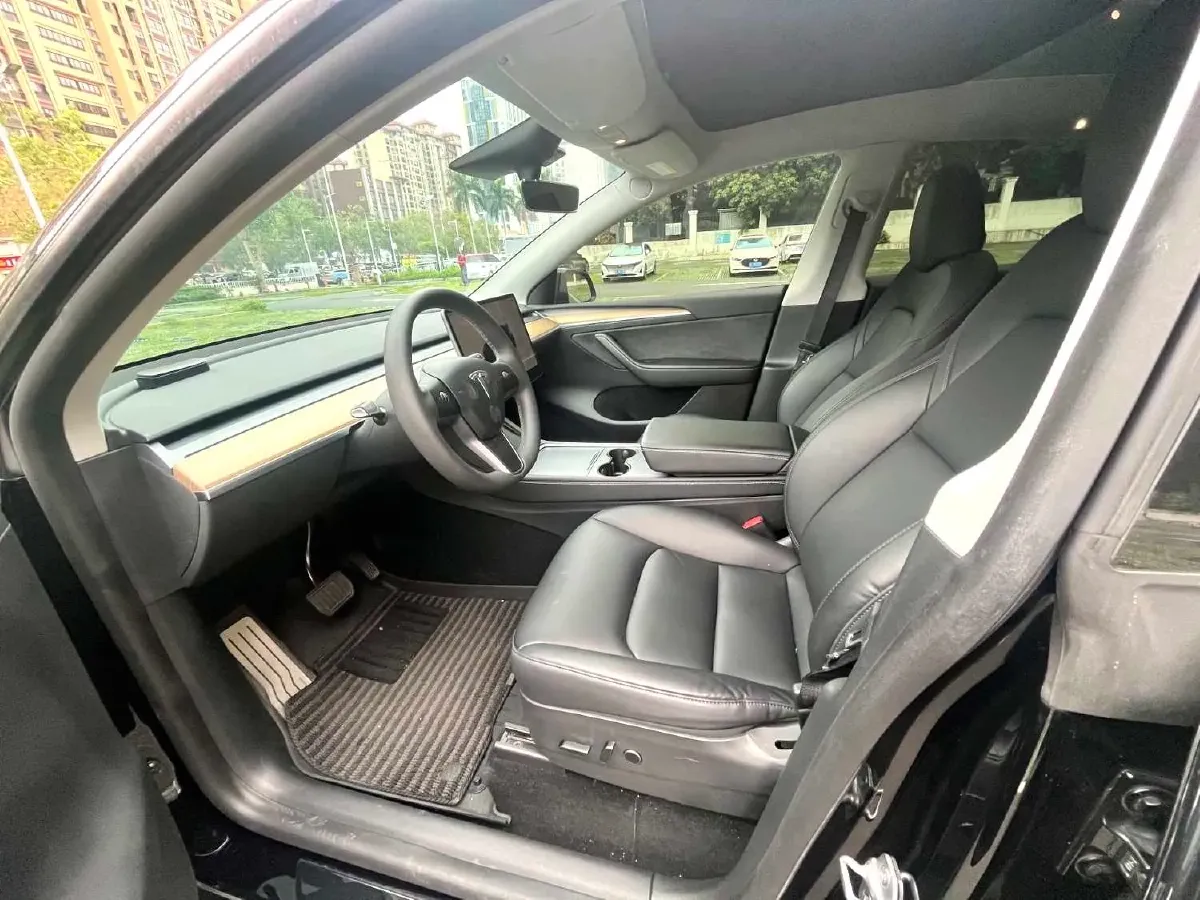 2022 Tesla Model Y BEV 60KWH,autocango,china used car exporter,china ev exporter,chinese used car exporter,chinese used ev exporter