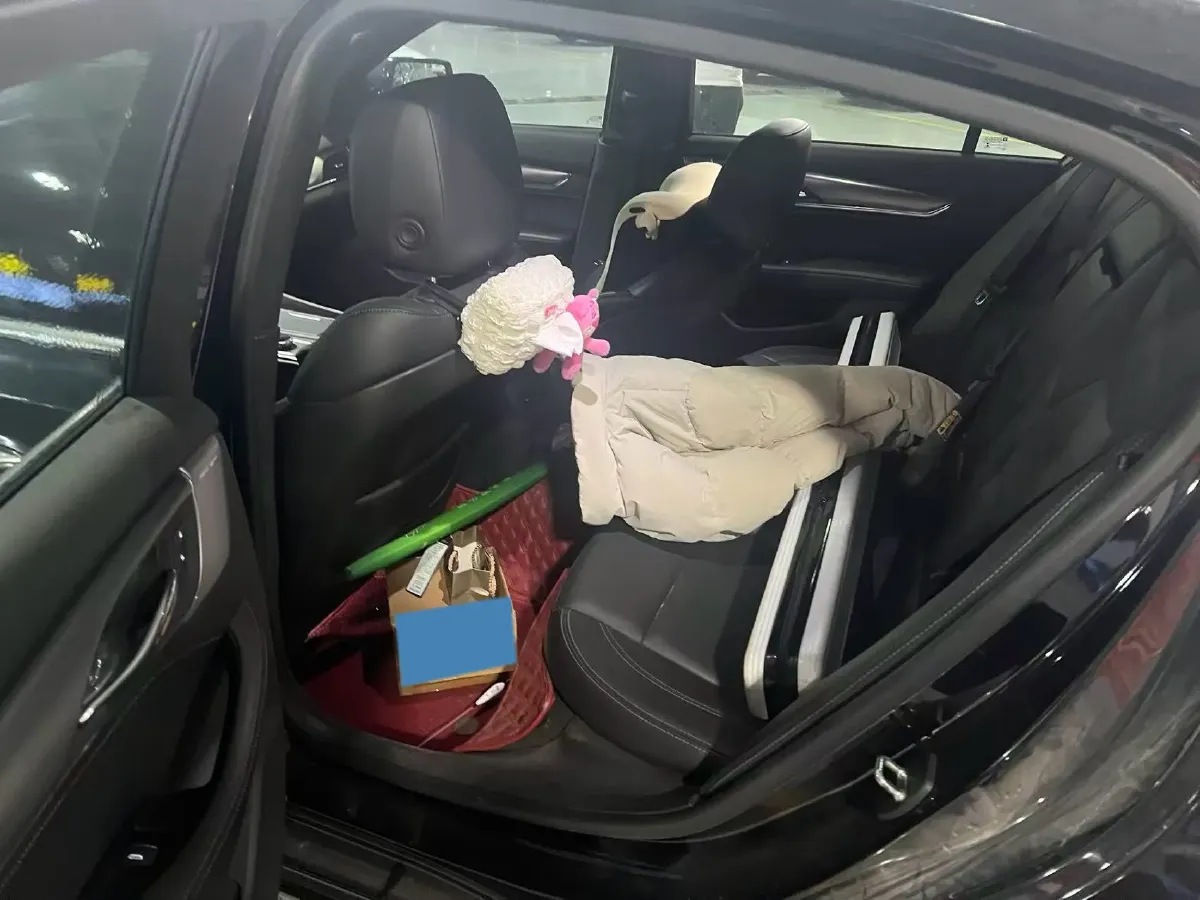 2022 Cadillac CT5 2.0T 237HP L4 10AT,autocango,china used car exporter,china ev exporter,chinese used car exporter,chinese used ev exporter