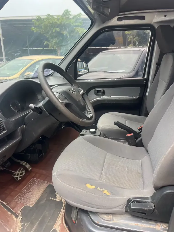 2022 WuLing RongGuang Mini Truck EV BEV 41.5KWH,autocango,china used car exporter,china ev exporter,chinese used car exporter,chinese used ev exporter