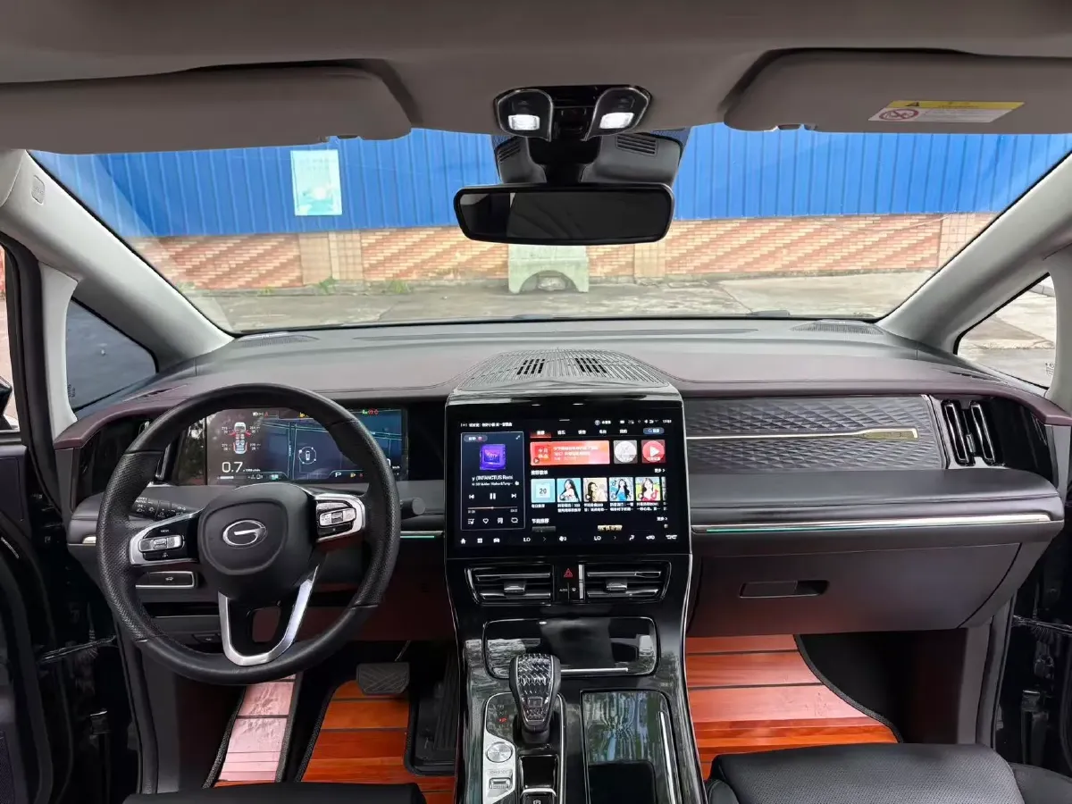 2023 GAC Trumpchi M8 2.0T 252HP L4 8AT,autocango,china used car exporter,china ev exporter,chinese used car exporter,chinese used ev exporter