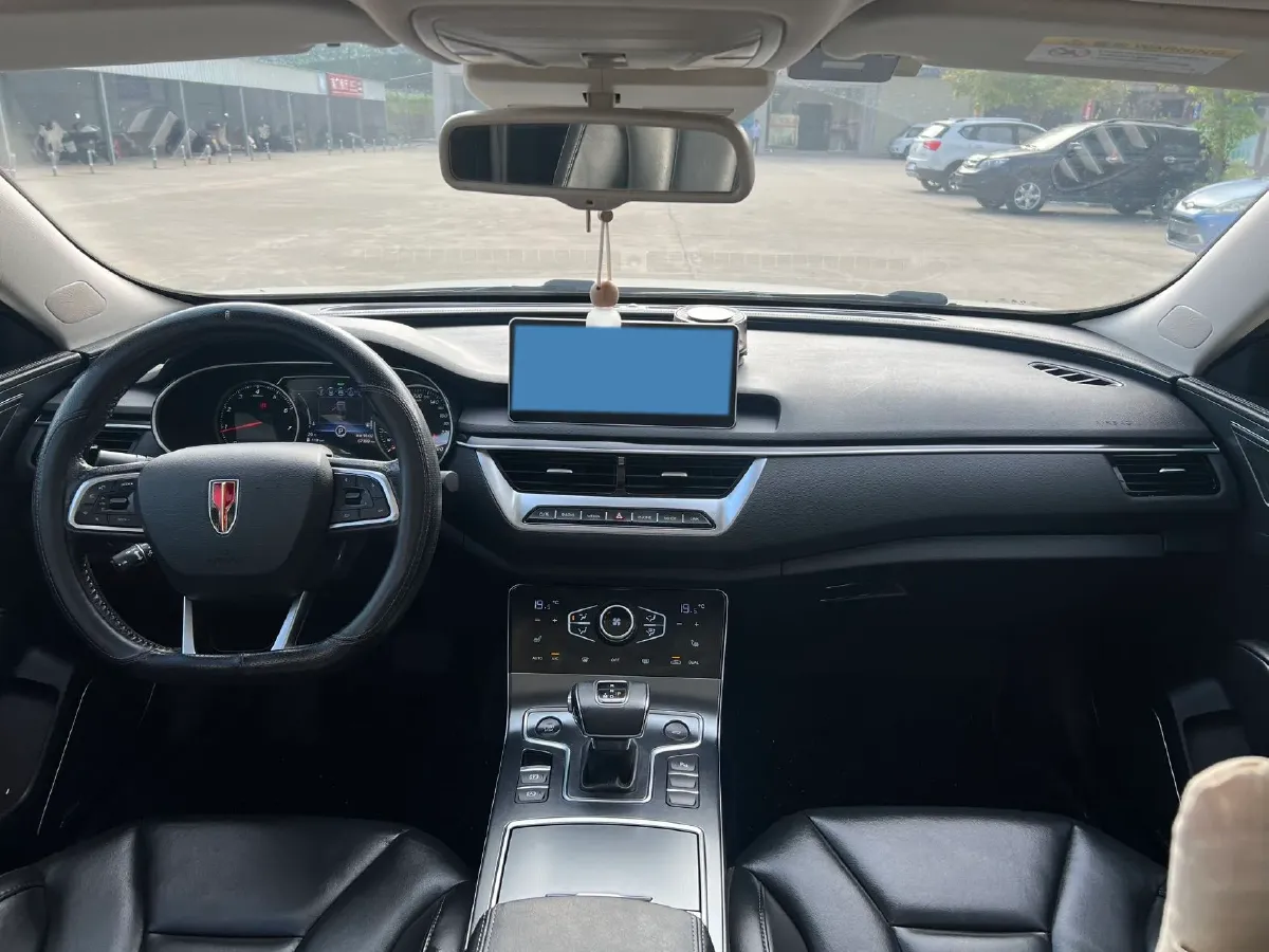 2020 HongQi H5 1.8T 197HP L4 6AT,autocango,china used car exporter,china ev exporter,chinese used car exporter,chinese used ev exporter