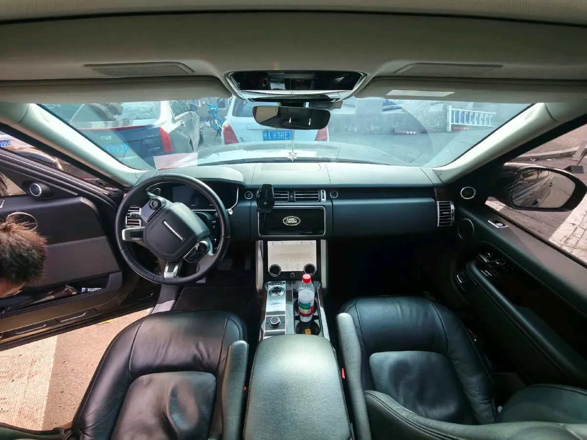 2020 Land Rover Range Rover 3.0T 360HP L6 8AT,autocango,china used car exporter,china ev exporter,chinese used car exporter,chinese used ev exporter