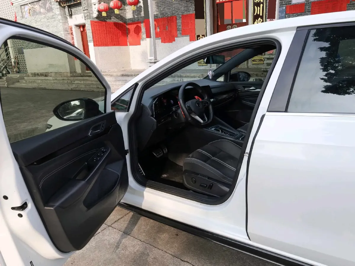 2023 Volkswagen Golf 1.4T 150HP L4 7DCT,autocango,china used car exporter,china ev exporter,chinese used car exporter,chinese used ev exporter