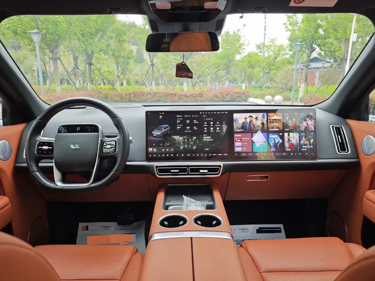 2022 Li L9 Range Extended 154HP REEV 42.6KWH,autocango,china used car exporter,china ev exporter,chinese used car exporter,chinese used ev exporter