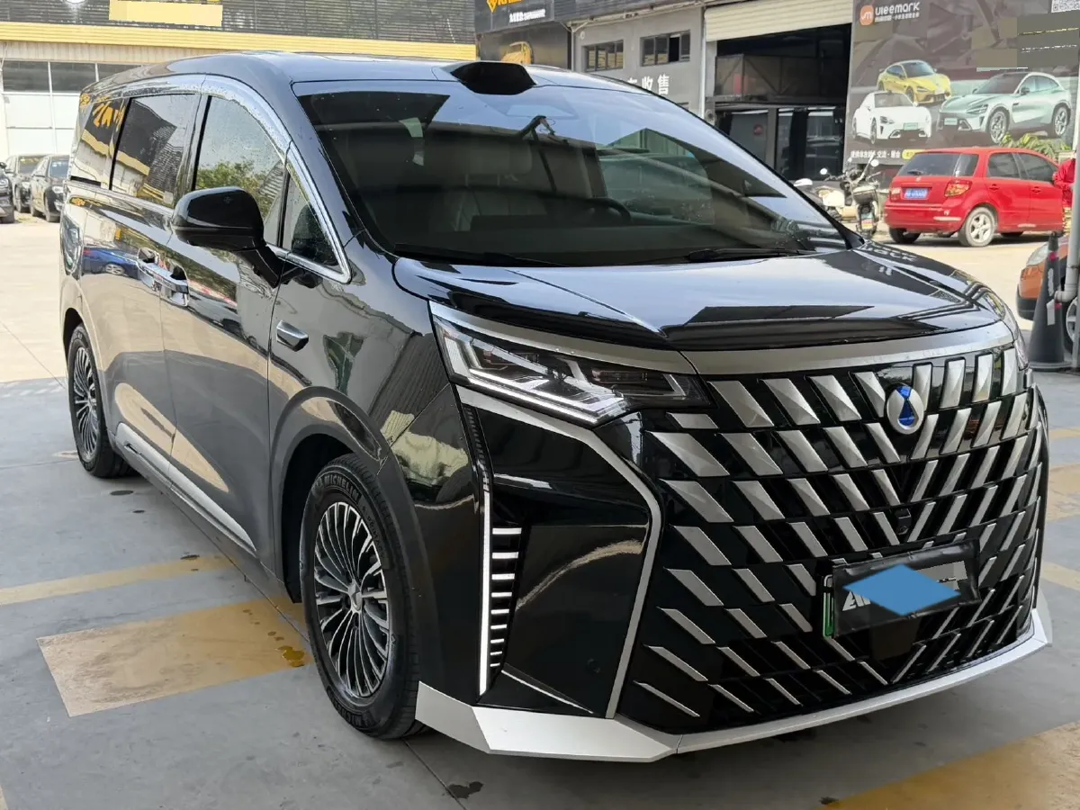2025 Denza D9 1.5T 156HP L4 E-CVT PHEV 40KWH,autocango,china used car exporter,china ev exporter,chinese used car exporter,chinese used ev exporter