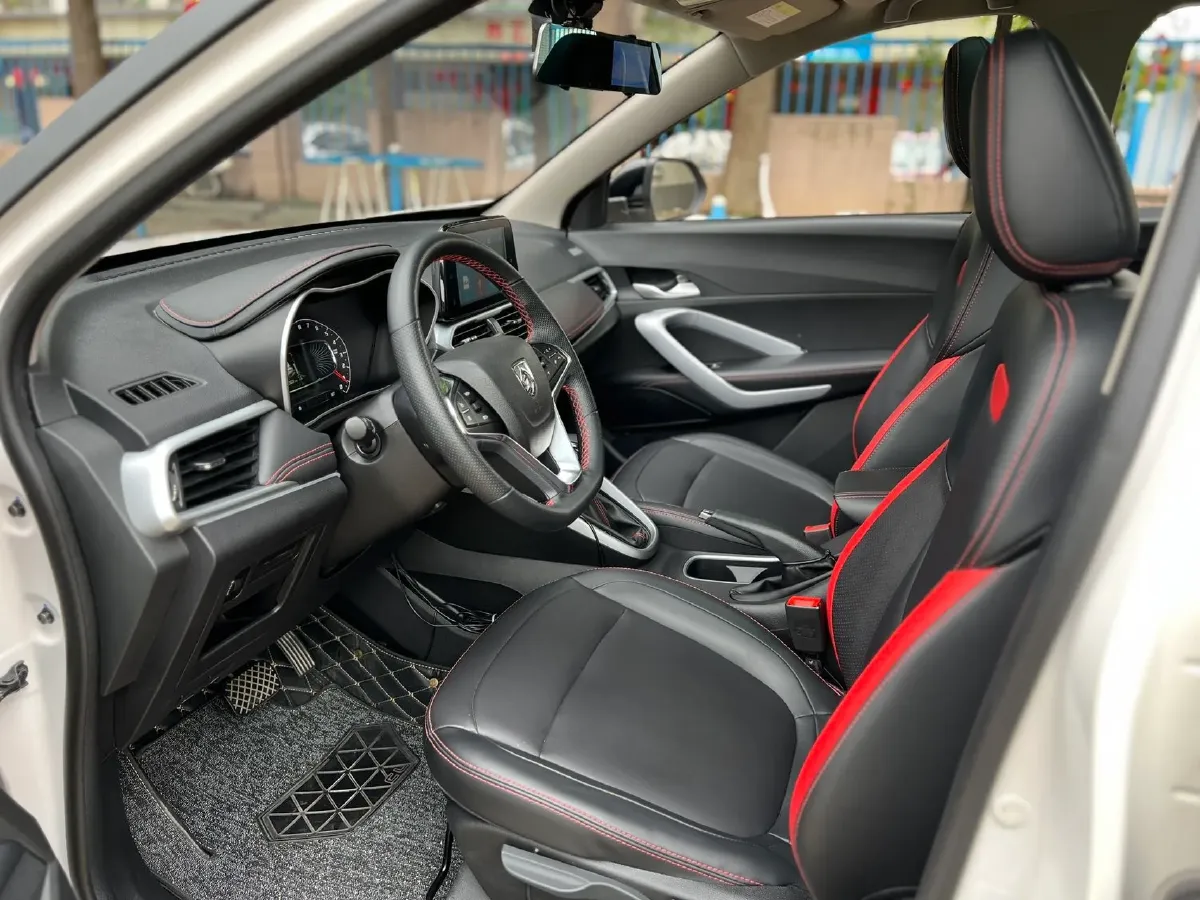 2021 BaoJun 510 1.5L 99HP L4 CVT,autocango,china used car exporter,china ev exporter,chinese used car exporter,chinese used ev exporter