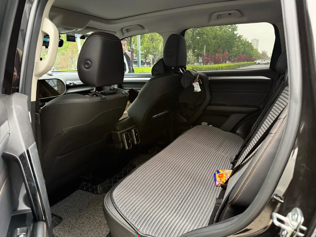 2021 Haval Dargo 2.0T 211HP L4 7DCT,autocango,china used car exporter,china ev exporter,chinese used car exporter,chinese used ev exporter