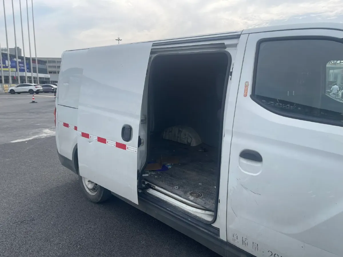 2021 Bestune T77 1.5T 169HP L4 7DCT,autocango,china used car exporter,china ev exporter,chinese used car exporter,chinese used ev exporter