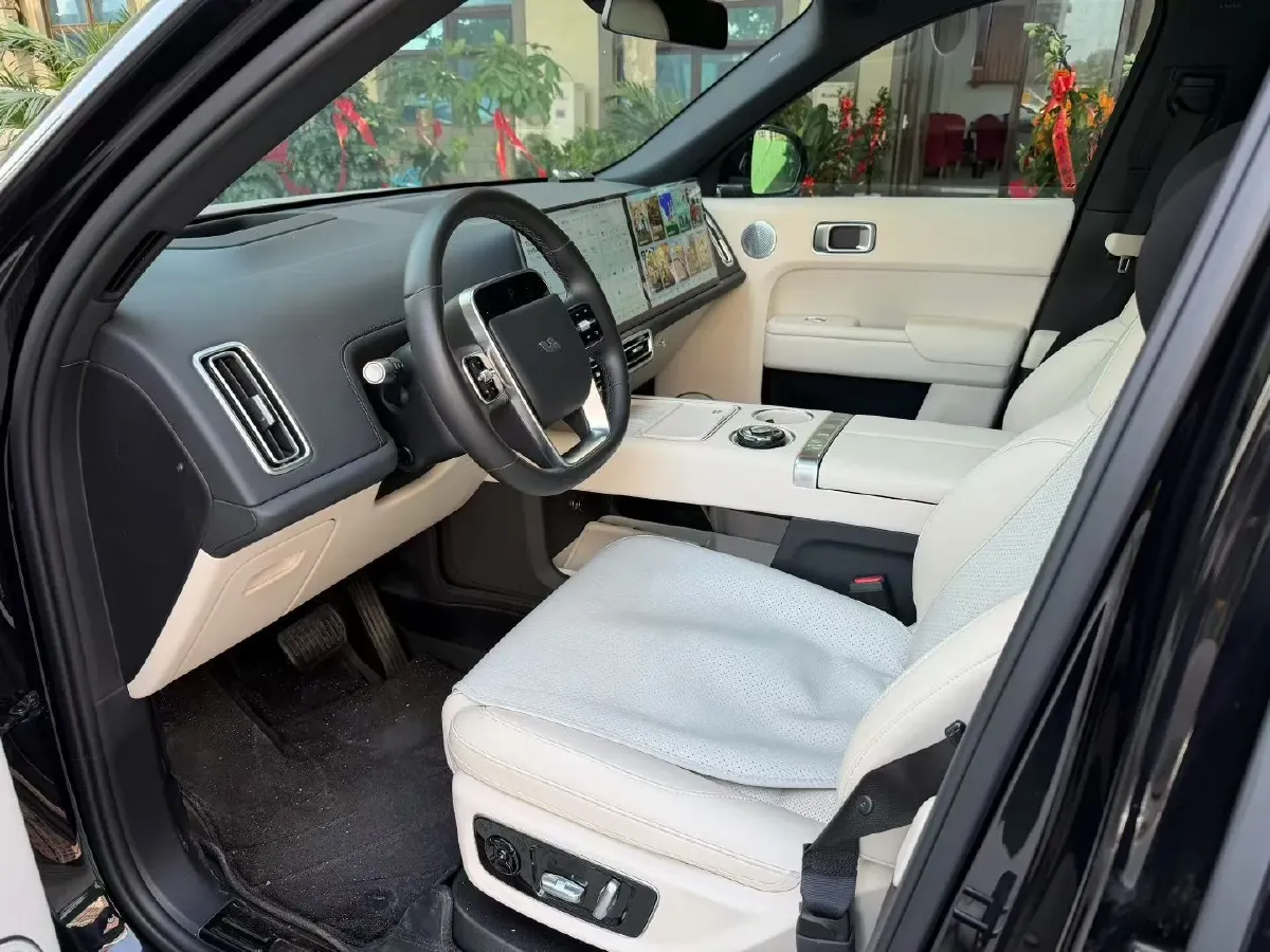 2024 Li L9 Range Extended 154HP REEV 52.3KWH,autocango,china used car exporter,china ev exporter,chinese used car exporter,chinese used ev exporter