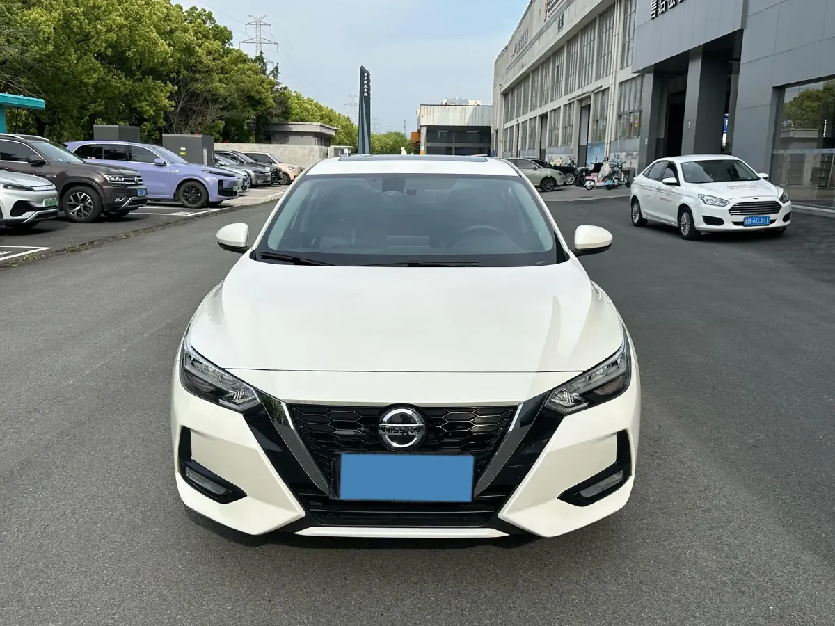 2022 Nissan Sylphy 1.6L 135HP L4 CVT,autocango,china used car exporter,china ev exporter,chinese used car exporter,chinese used ev exporter