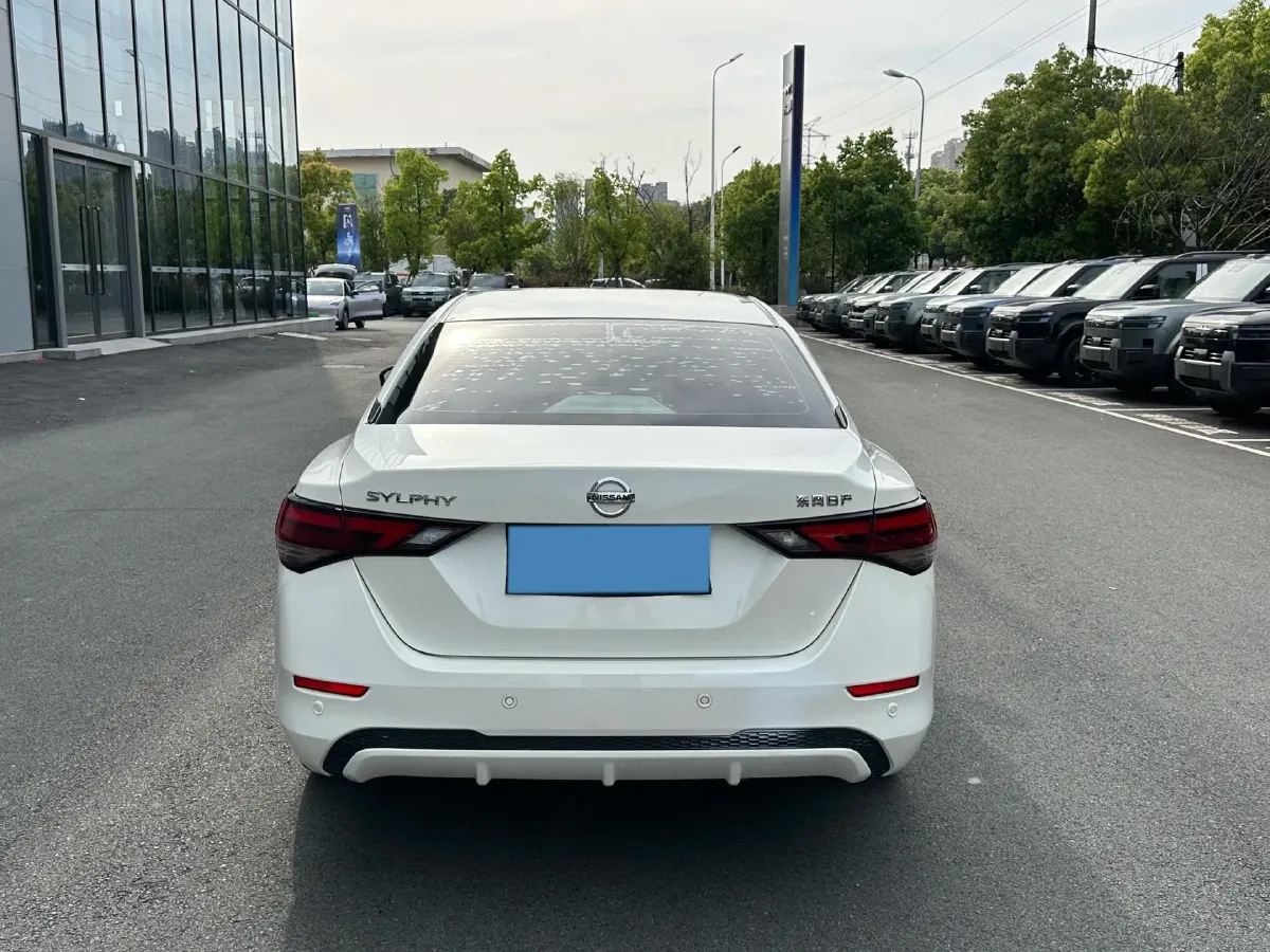2022 Nissan Sylphy 1.6L 135HP L4 CVT,autocango,china used car exporter,china ev exporter,chinese used car exporter,chinese used ev exporter