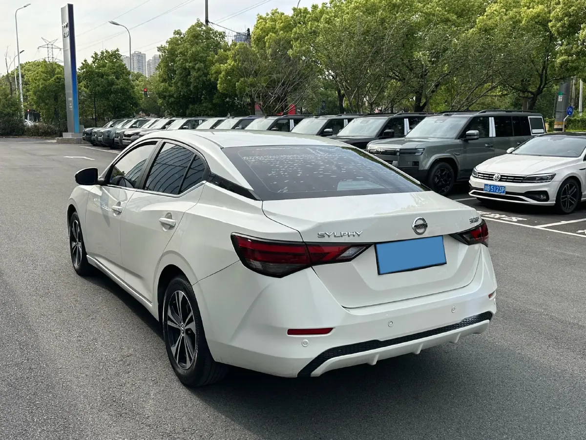 2022 Nissan Sylphy 1.6L 135HP L4 CVT,autocango,china used car exporter,china ev exporter,chinese used car exporter,chinese used ev exporter