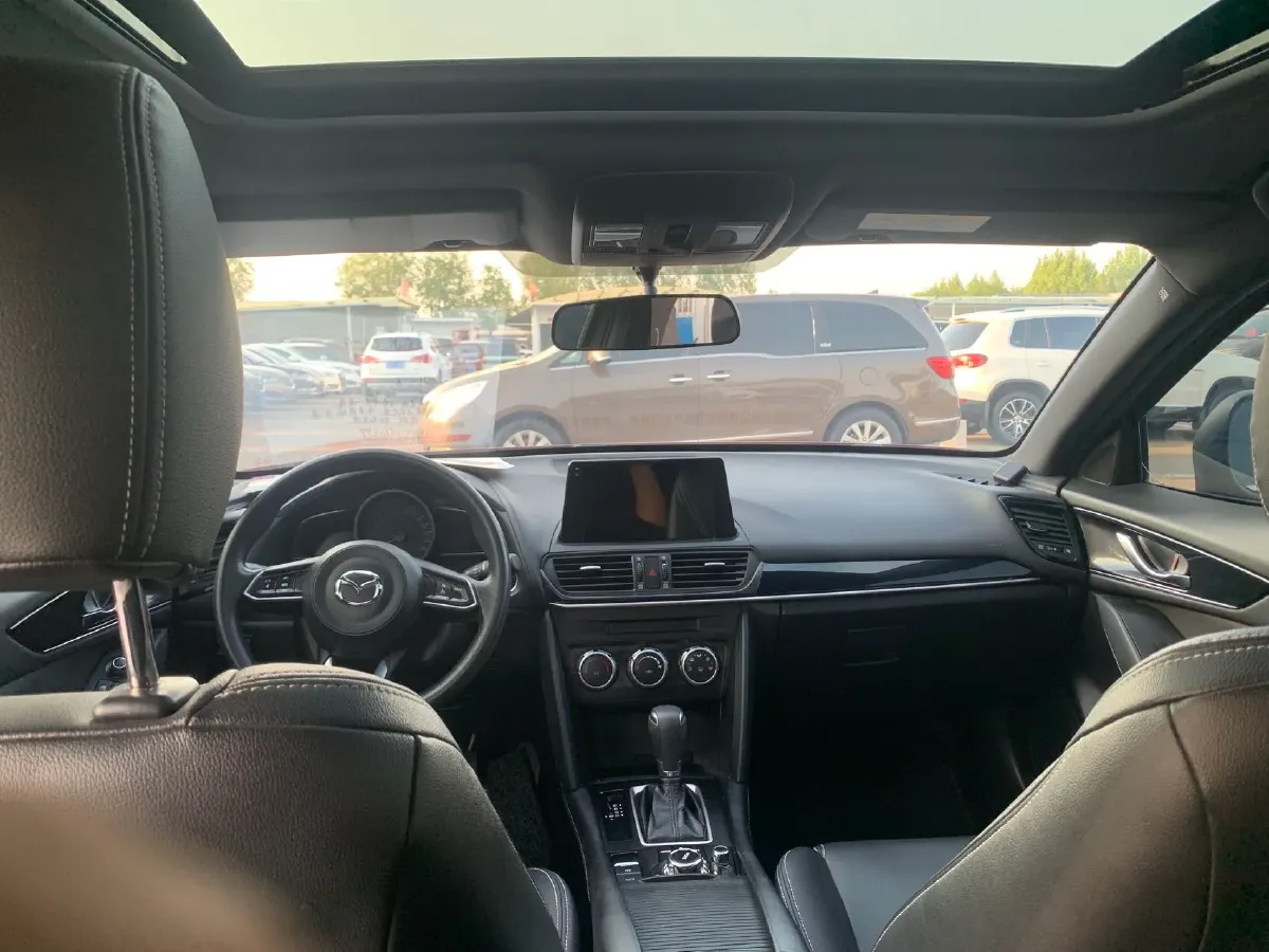 2020 Mazda CX-4 2.0L 158HP L4 6AT,autocango,china used car exporter,china ev exporter,chinese used car exporter,chinese used ev exporter