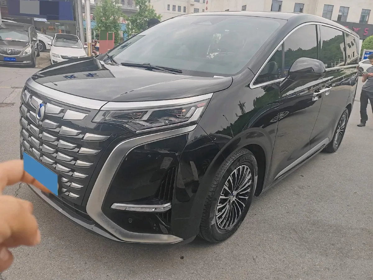 2024 Denza D9 1.5T 139HP L4 E-CVT PHEV 20.39KWH,autocango,china used car exporter,china ev exporter,chinese used car exporter,chinese used ev exporter