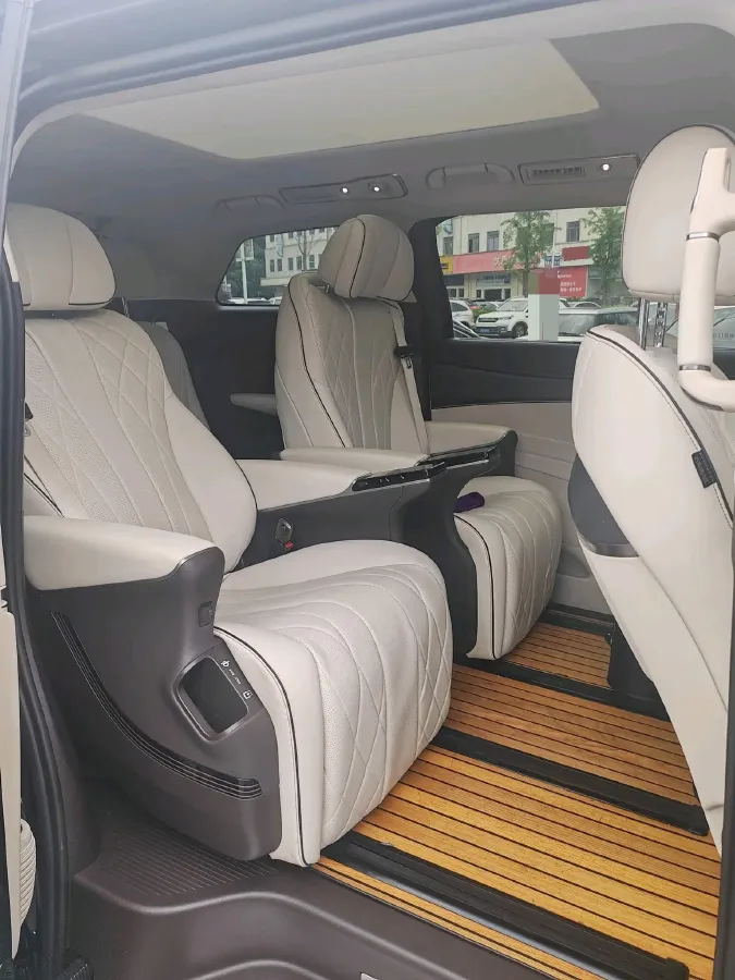 2024 Denza D9 1.5T 139HP L4 E-CVT PHEV 20.39KWH,autocango,china used car exporter,china ev exporter,chinese used car exporter,chinese used ev exporter