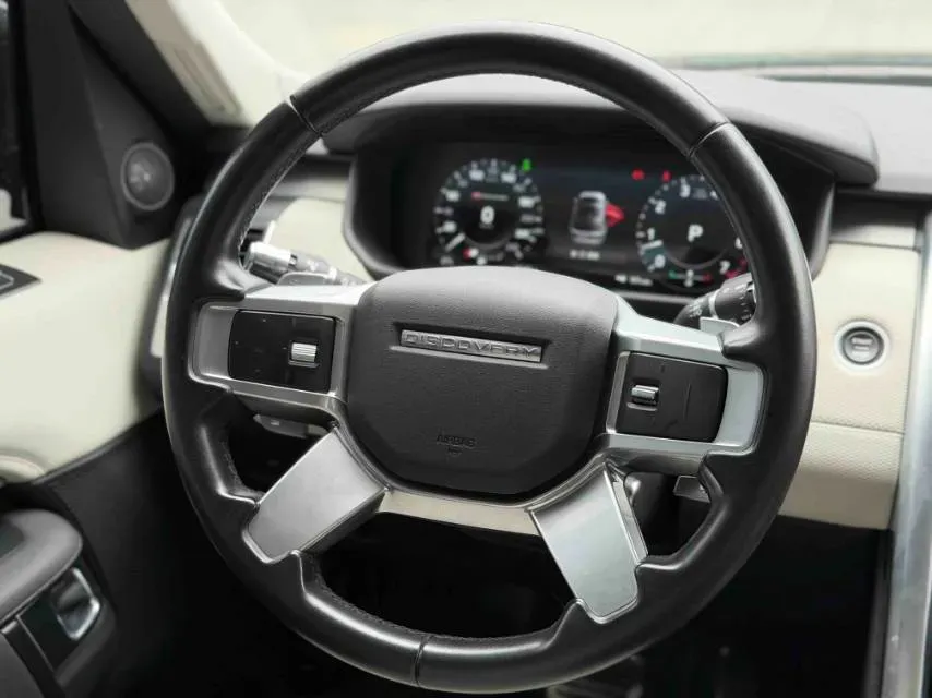 2021 Land Rover Discovery 3.0T 360HP L6 8AT,autocango,china used car exporter,china ev exporter,chinese used car exporter,chinese used ev exporter