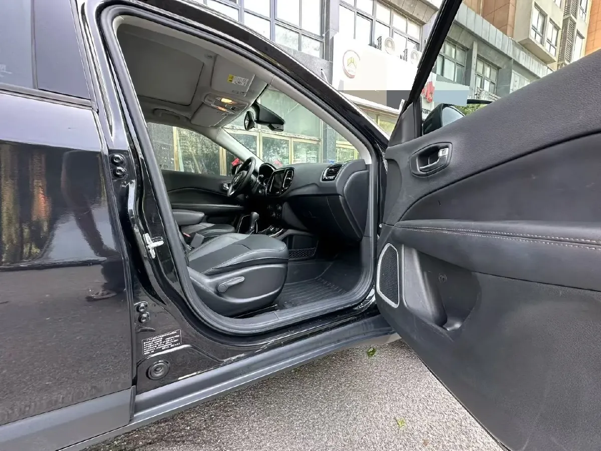 2019 Jeep Compass 1.3T 173HP L4 7DCT,autocango,china used car exporter,china ev exporter,chinese used car exporter,chinese used ev exporter