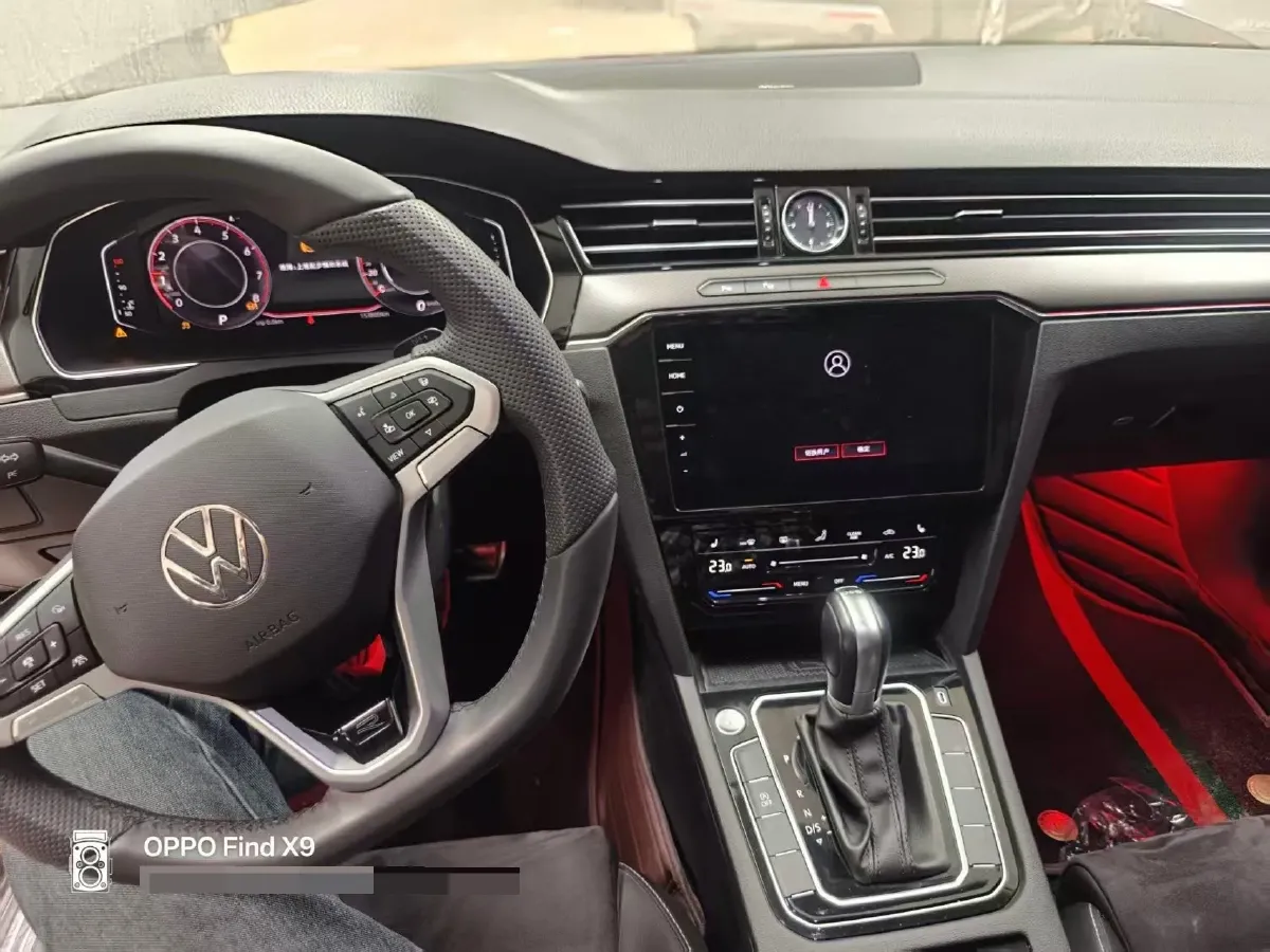 2020 Volkswagen Magotan 2.0T 220HP L4 7DCT,autocango,china used car exporter,china ev exporter,chinese used car exporter,chinese used ev exporter