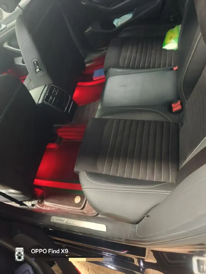 2020 Volkswagen Magotan 2.0T 220HP L4 7DCT,autocango,china used car exporter,china ev exporter,chinese used car exporter,chinese used ev exporter