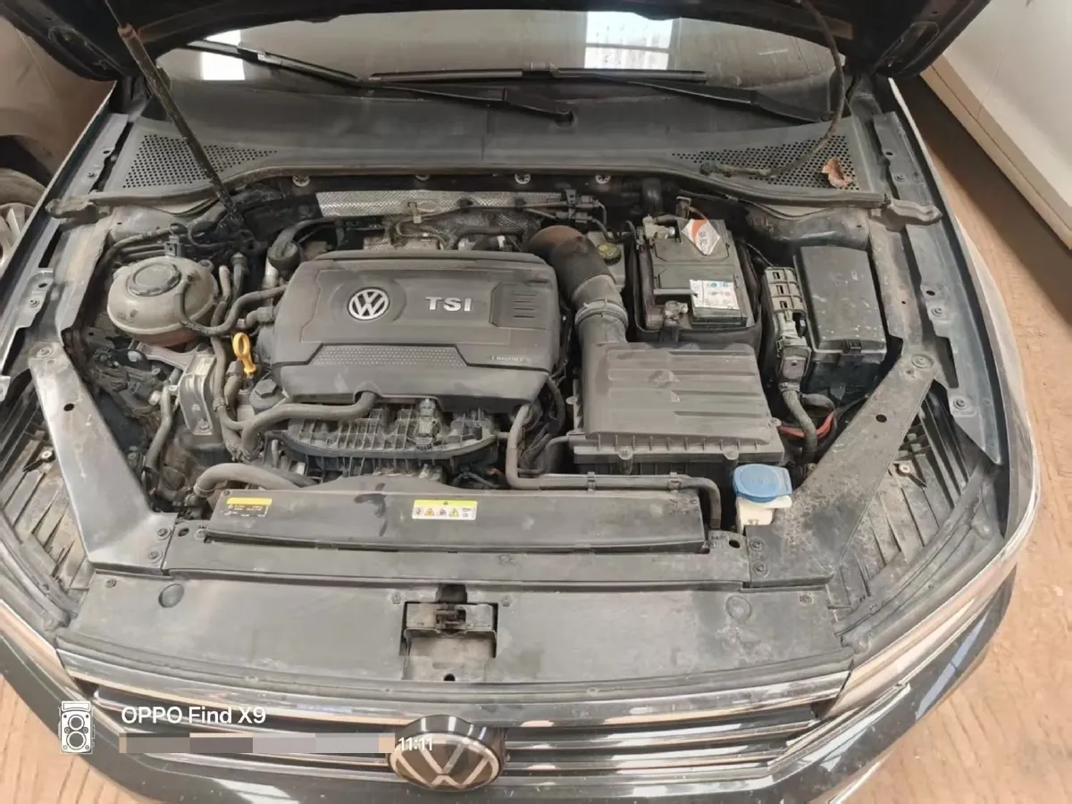 2020 Volkswagen Magotan 2.0T 220HP L4 7DCT,autocango,china used car exporter,china ev exporter,chinese used car exporter,chinese used ev exporter