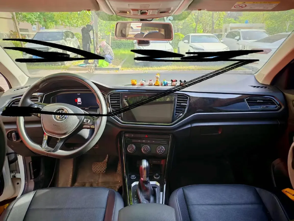 2021 Volkswagen T-Roc 1.4T 150HP L4 7DCT,autocango,china used car exporter,china ev exporter,chinese used car exporter,chinese used ev exporter