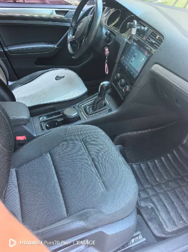 2018 Volkswagen Golf 1.6L 110HP L4 6AT,autocango,china used car exporter,china ev exporter,chinese used car exporter,chinese used ev exporter