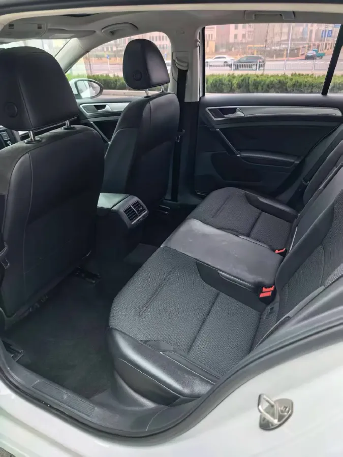 2018 Volkswagen Golf 1.4T 131HP L4 7DCT,autocango,china used car exporter,china ev exporter,chinese used car exporter,chinese used ev exporter