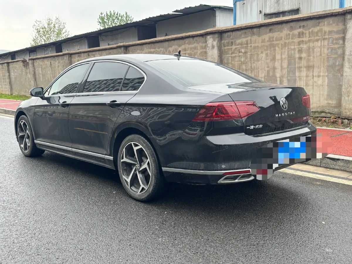 2023 Volkswagen Magotan 2.0T 186HP L4 7DCT,autocango,china used car exporter,china ev exporter,chinese used car exporter,chinese used ev exporter