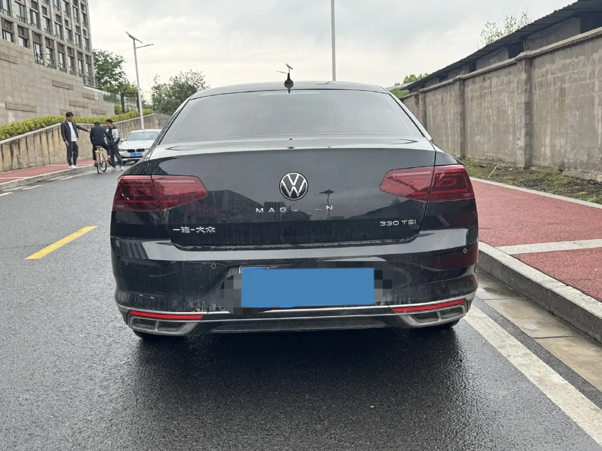 2023 Volkswagen Magotan 2.0T 186HP L4 7DCT,autocango,china used car exporter,china ev exporter,chinese used car exporter,chinese used ev exporter