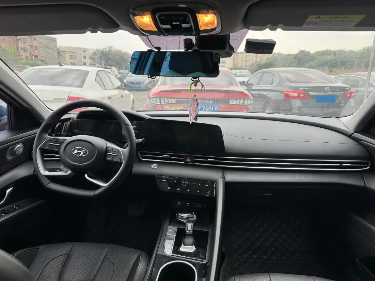 2022 Hyundai Elantra 1.5L 115HP L4 CVT,autocango,china used car exporter,china ev exporter,chinese used car exporter,chinese used ev exporter