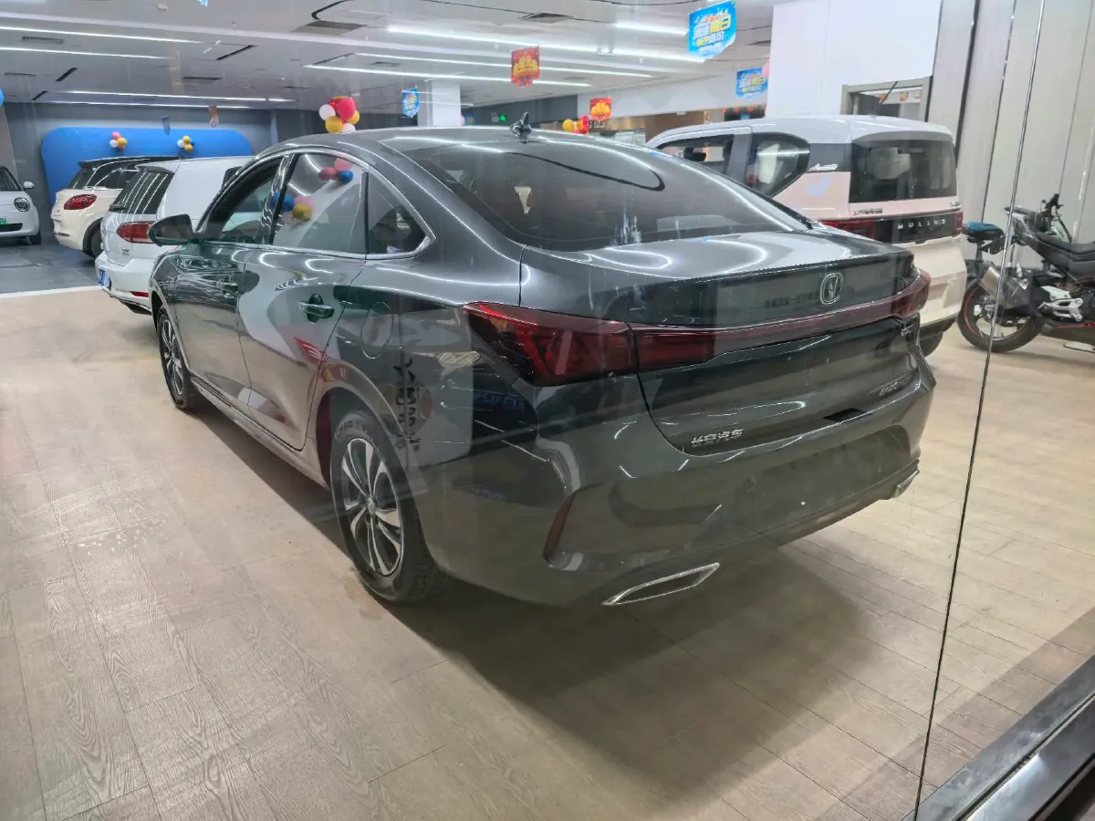 2024 ChangAn Eado 1.4T 160HP L4 7DCT,autocango,china used car exporter,china ev exporter,chinese used car exporter,chinese used ev exporter
