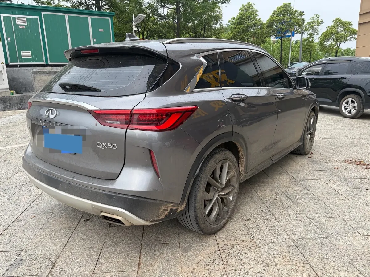 2020 Infiniti QX50 2.0T 272HP L4 CVT,autocango,china used car exporter,china ev exporter,chinese used car exporter,chinese used ev exporter