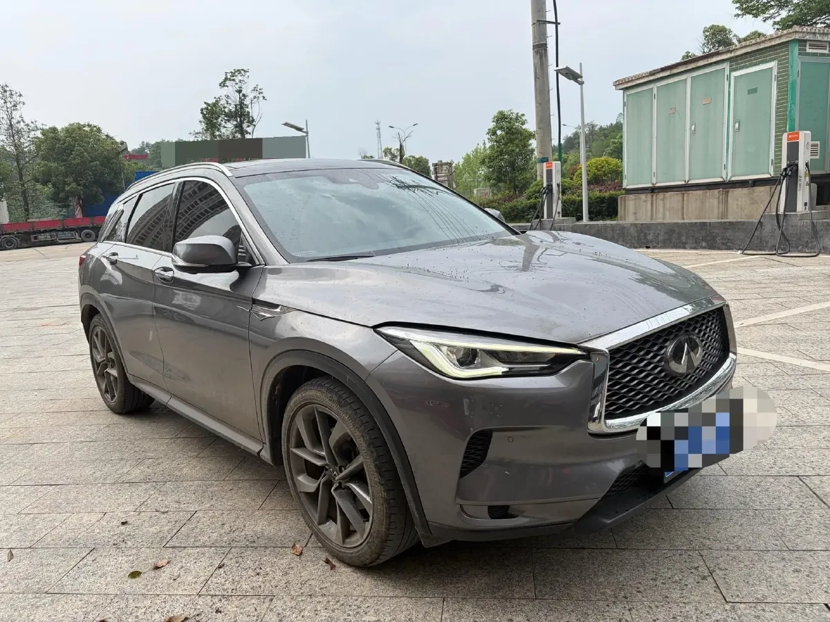 2020 Infiniti QX50 2.0T 272HP L4 CVT,autocango,china used car exporter,china ev exporter,chinese used car exporter,chinese used ev exporter