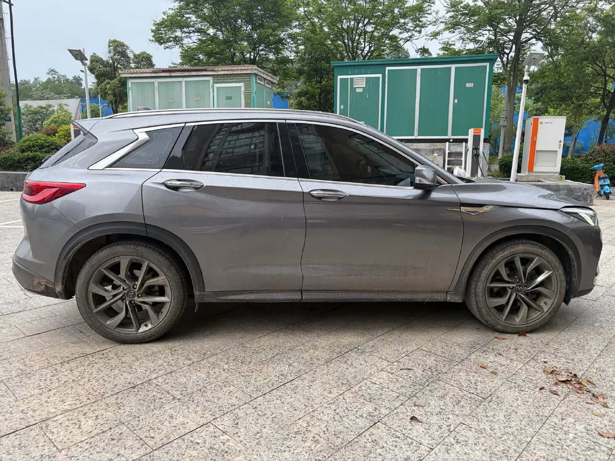 2020 Infiniti QX50 2.0T 272HP L4 CVT,autocango,china used car exporter,china ev exporter,chinese used car exporter,chinese used ev exporter