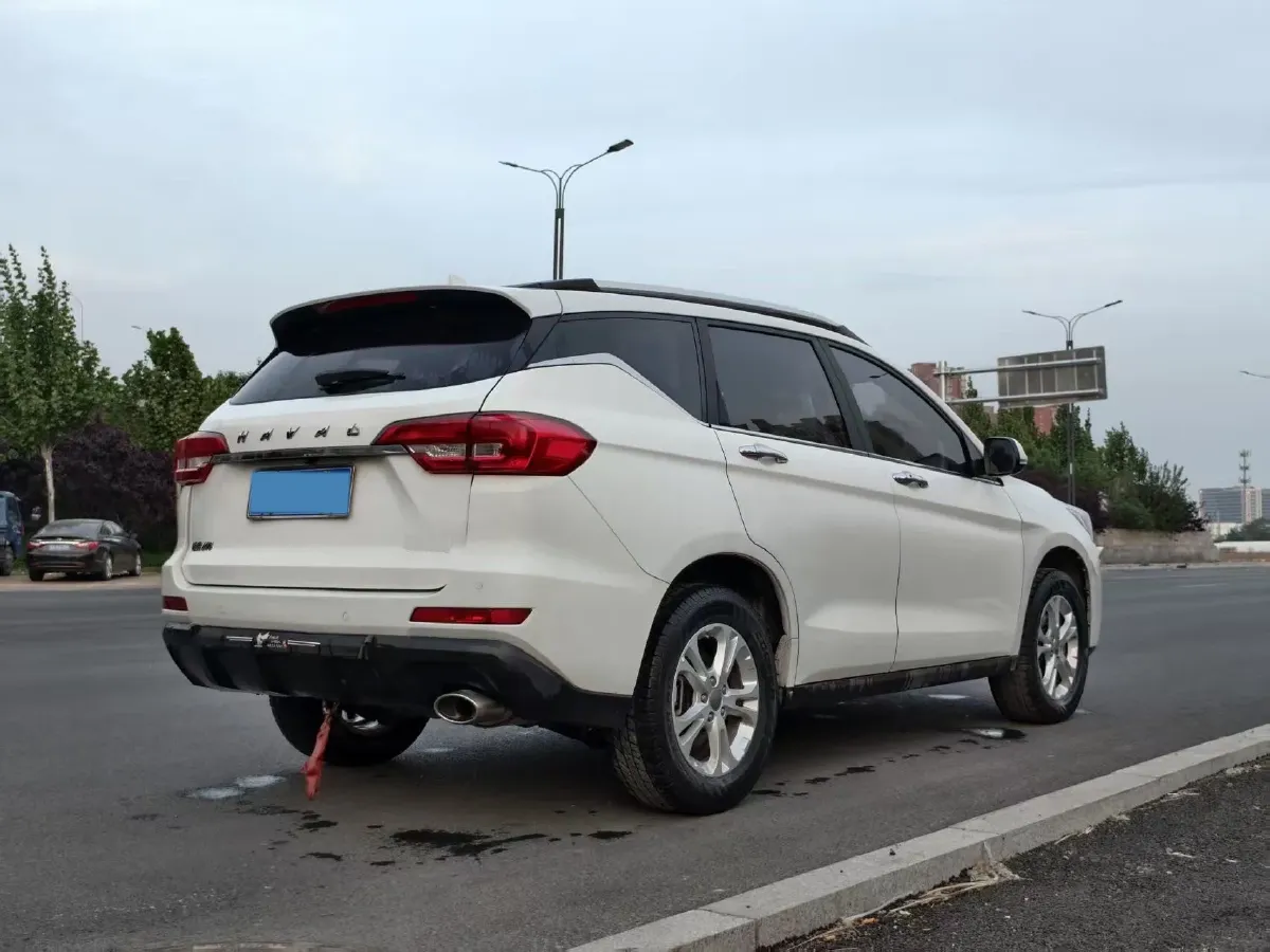 2018 Haval M6 1.5T 150HP L4 6MT,autocango,china used car exporter,china ev exporter,chinese used car exporter,chinese used ev exporter