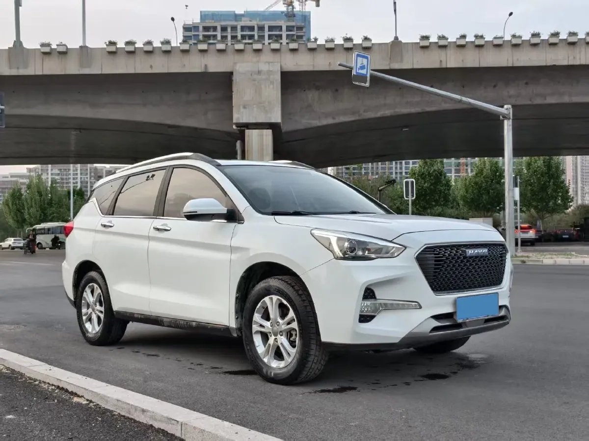 2018 Haval M6 1.5T 150HP L4 6MT,autocango,china used car exporter,china ev exporter,chinese used car exporter,chinese used ev exporter