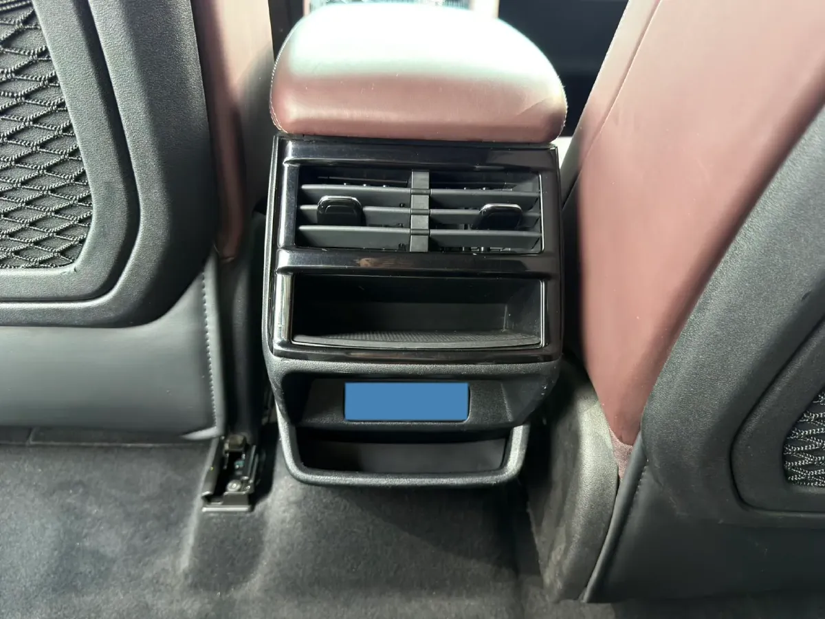 2021 Geely Monjaro 2.0T 218HP L4 7DCT,autocango,china used car exporter,china ev exporter,chinese used car exporter,chinese used ev exporter