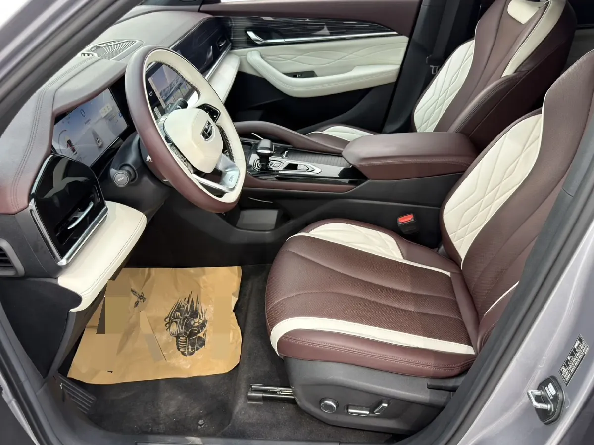 2021 Geely Monjaro 2.0T 218HP L4 7DCT,autocango,china used car exporter,china ev exporter,chinese used car exporter,chinese used ev exporter