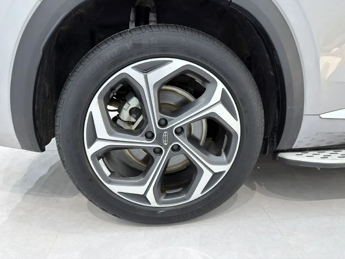 2021 Geely Monjaro 2.0T 218HP L4 7DCT,autocango,china used car exporter,china ev exporter,chinese used car exporter,chinese used ev exporter