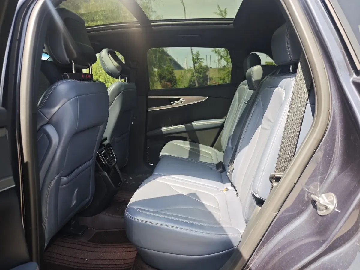 2021 Lincoln Nautilus 2.0T 245HP L4 8AT,autocango,china used car exporter,china ev exporter,chinese used car exporter,chinese used ev exporter