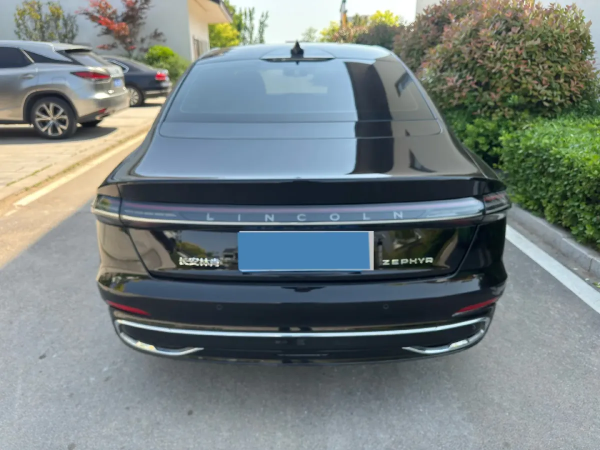 2025 Lincoln Z 2.0T 261HP L4 8AT,autocango,china used car exporter,china ev exporter,chinese used car exporter,chinese used ev exporter