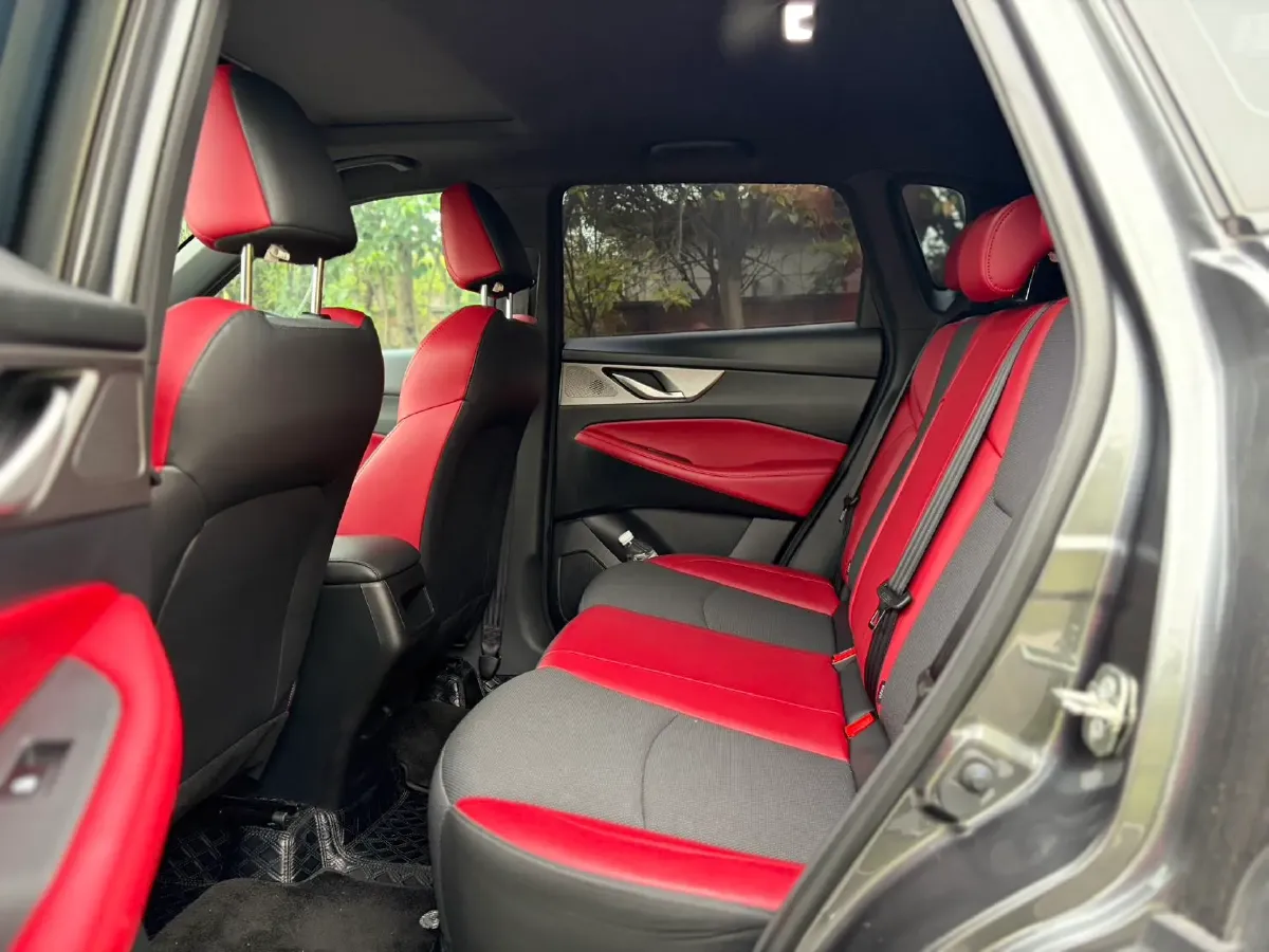 2023 ChangAn CS35 Plus 1.4T 160HP L4 7DCT,autocango,china used car exporter,china ev exporter,chinese used car exporter,chinese used ev exporter