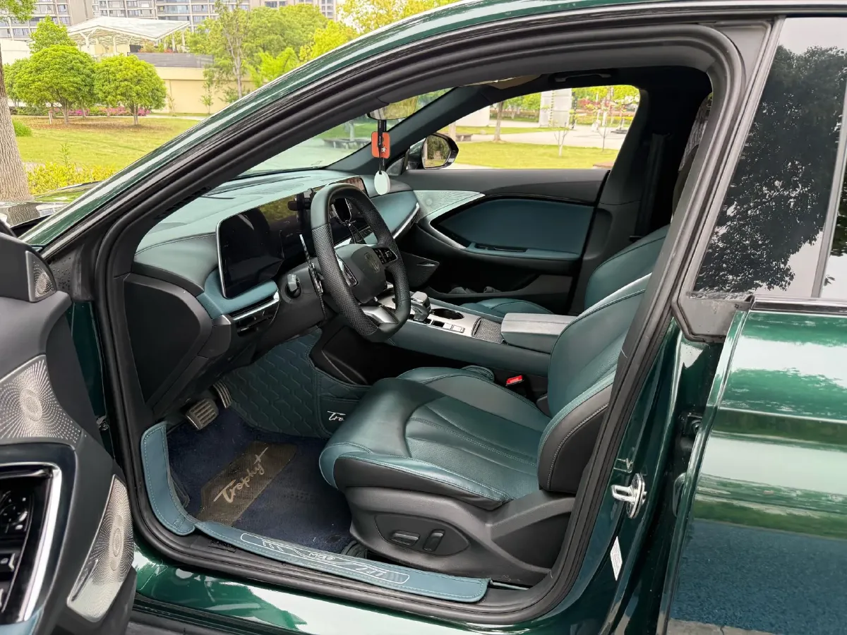 2023 MG 7 1.5T 188HP L4 7DCT,autocango,china used car exporter,china ev exporter,chinese used car exporter,chinese used ev exporter