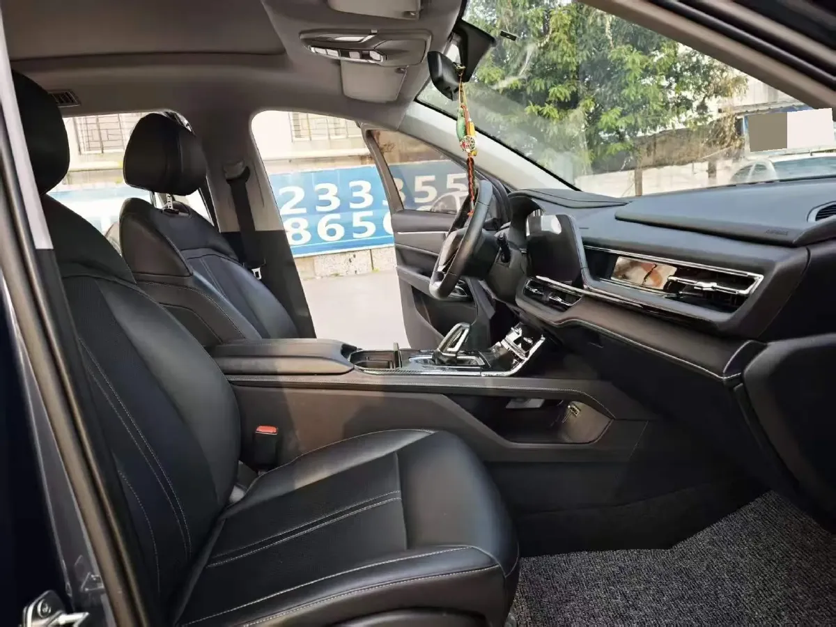 2020 WuLing KaiJie 1.5T 147HP L4 CVT,autocango,china used car exporter,china ev exporter,chinese used car exporter,chinese used ev exporter