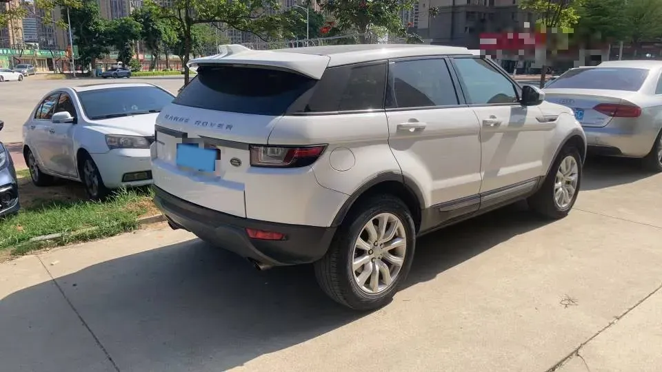 2018 Land Rover Range Rover Evoque 2.0T 200HP L4 9AT,autocango,china used car exporter,china ev exporter,chinese used car exporter,chinese used ev exporter