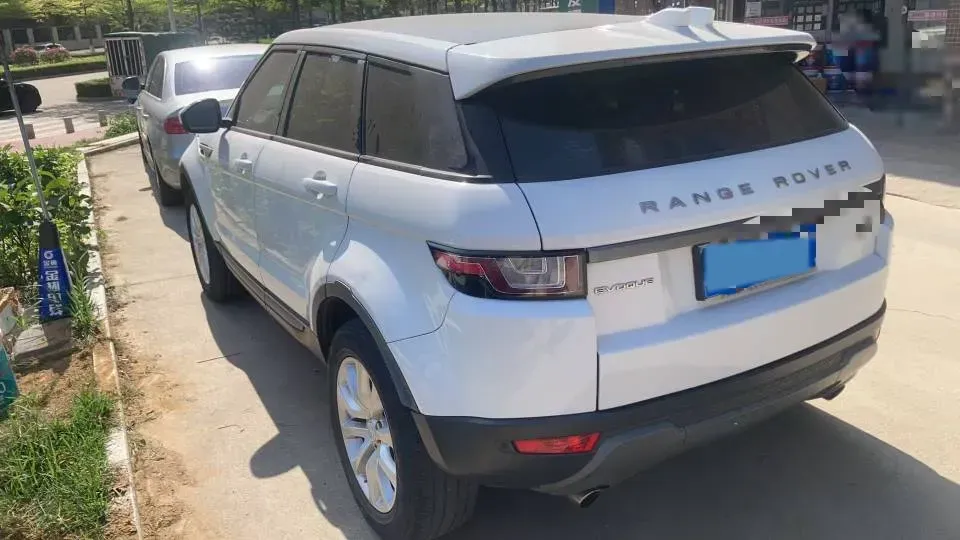 2018 Land Rover Range Rover Evoque 2.0T 200HP L4 9AT,autocango,china used car exporter,china ev exporter,chinese used car exporter,chinese used ev exporter