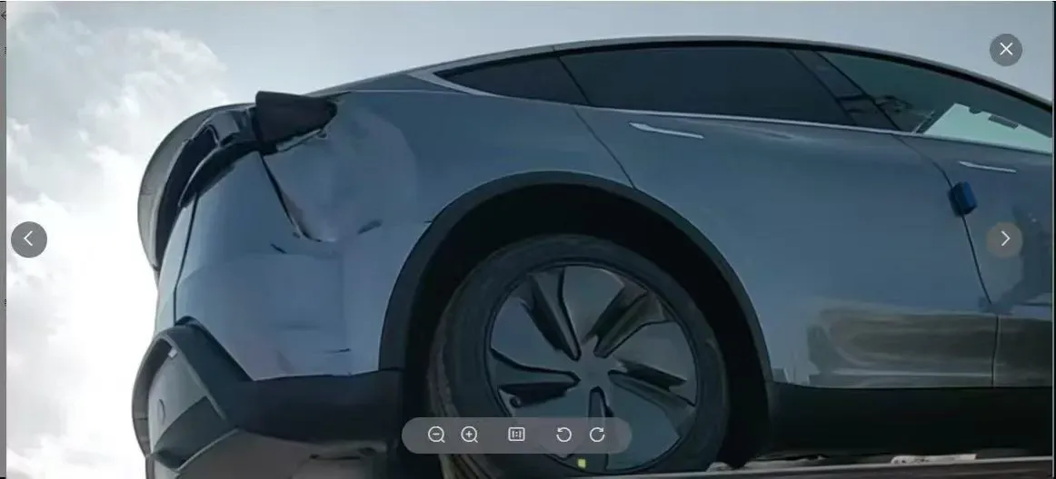 2025 Tesla Model Y BEV 62.5KWH,autocango,china used car exporter,china ev exporter,chinese used car exporter,chinese used ev exporter