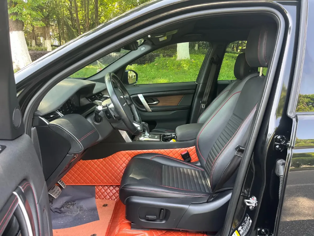 2020 Land Rover Discovery Sport 2.0T 249HP L4 9AT,autocango,china used car exporter,china ev exporter,chinese used car exporter,chinese used ev exporter